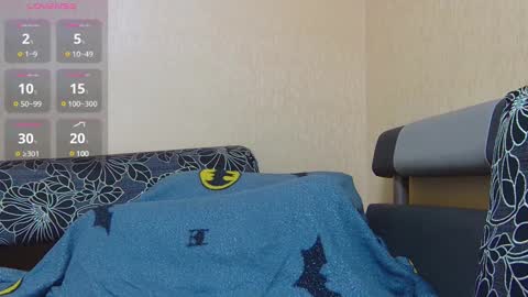 Snapshot of alicewoolfy chatting on 02.10.25 AliceWoolfy online show from 02.10.25