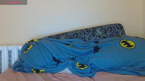 Snapshot of alicewoolfy chatting on 09.18.25 AliceWoolfy online show from 09.18.25