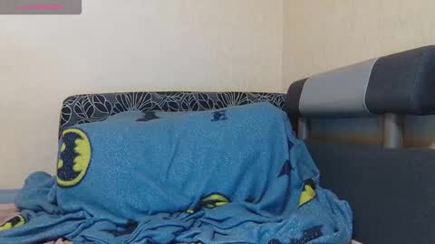 AliceWoolfy online show from 12.19.25