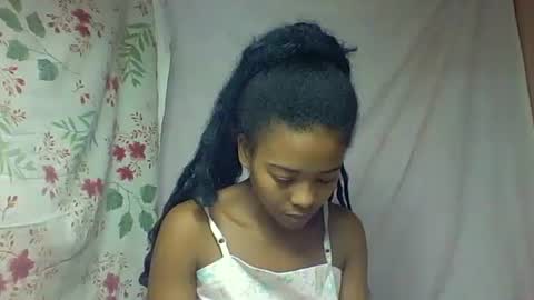Snapshot of alicia9794 chatting on 05.27.26 alicia9794 online show from 05.27.26