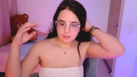 Snapshot of alicia_hotxx chatting on 03.17.26 alison online show from 03.17.26