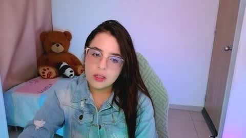 Snapshot of alicia_hotxx chatting on 03.24.26 alison online show from 03.24.26