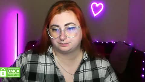 Snapshot of aliciaaared_kis chatting on 12.15.25 Alicia online show from 12.15.25