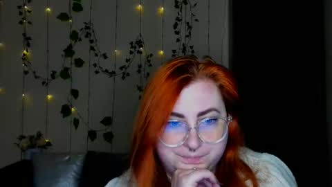 Snapshot of aliciaaared_kis chatting on 01.06.26 Alicia online show from 01.06.26