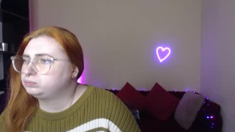 Snapshot of aliciaaared_kis chatting on 01.09.26 Alicia online show from 01.09.26