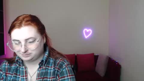 Snapshot of aliciaaared_kis chatting on 02.02.26 Alicia online show from 02.02.26