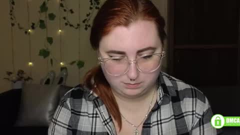 Snapshot of aliciaaared_kis chatting on 02.25.26 Alicia online show from 02.25.26