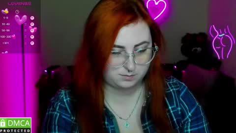 Snapshot of aliciaaared_kis chatting on 02.28.26 Alicia online show from 02.28.26