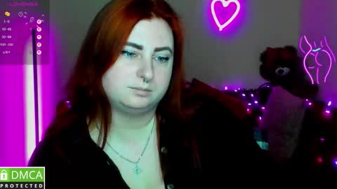 Snapshot of aliciaaared_kis chatting on 03.06.26 Alicia online show from 03.06.26