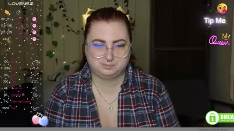 Snapshot of aliciaaared_kis chatting on 03.20.26 Alicia online show from 03.20.26