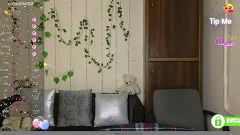 Snapshot of aliciaaared_kis chatting on 04.12.26 Alicia online show from 04.12.26