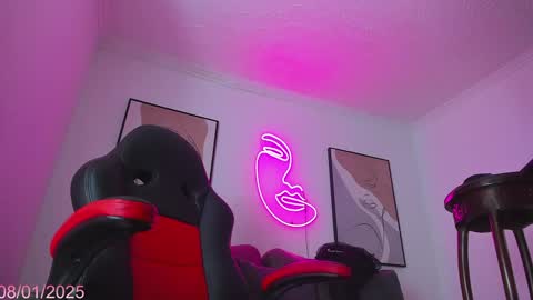 Alicia  online show from 01.08.25