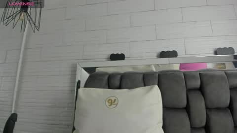 Snapshot of alicie_green chatting on 05.06.26 im tutti online show from 05.06.26