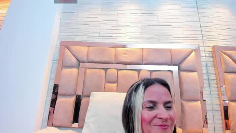 Snapshot of alicie_green chatting on 05.07.26 im tutti online show from 05.07.26