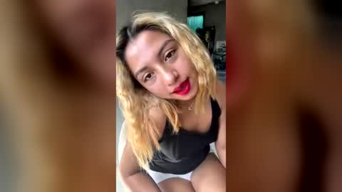 Snapshot of alicie_oconoor chatting on 06.19.26 Karla Oconoor online show from 06.19.26