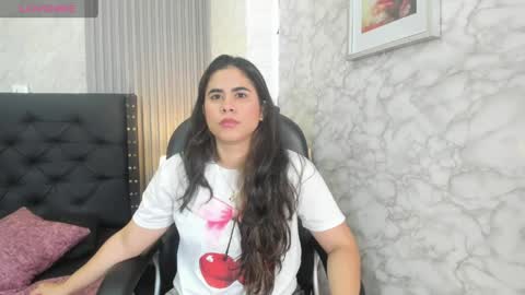 Snapshot of alicy__torres chatting on 04.30.26 alicya online show from 04.30.26