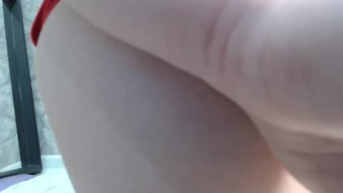 alidaalida2 online show from 03.02.26