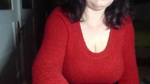 Snapshot of alidue chatting on 01.01.25 Alidue online show from 01.01.25