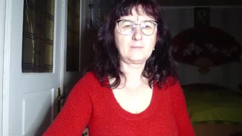 Snapshot of alidue chatting on 01.21.25 Alidue online show from 01.21.25