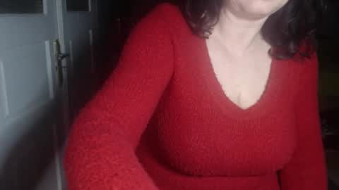 Snapshot of alidue chatting on 02.13.25 Alidue online show from 02.13.25