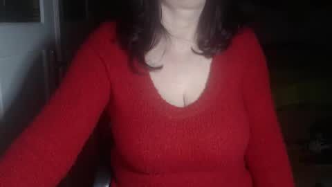 Snapshot of alidue chatting on 02.20.25 Alidue online show from 02.20.25