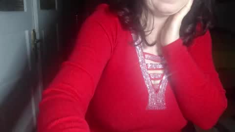 Snapshot of alidue chatting on 02.23.25 Alidue online show from 02.23.25