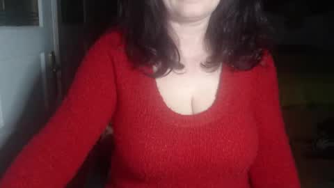 Snapshot of alidue chatting on 03.11.25 Alidue online show from 03.11.25