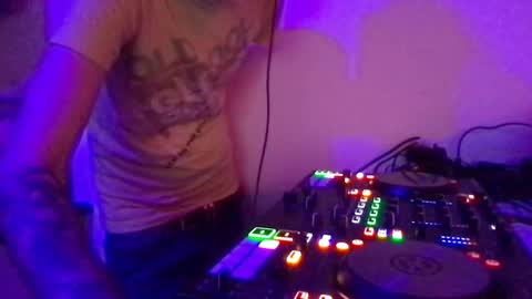 busco rockera online show from 02.25.25