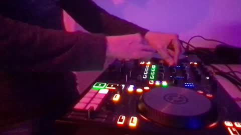 busco rockera online show from 02.28.25