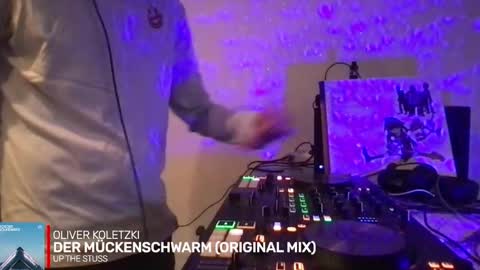 busco rockera online show from 09.24.25