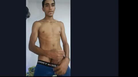 Snapshot of alienbigcock_01 chatting on 07.31.26 My name is Andrs and Im 18 years old. online show from 07.31.26