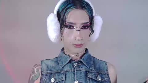     online show from 03.07.25