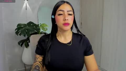 Snapshot of aliessiarose1 chatting on 06.23.26 Ali online show from 06.23.26