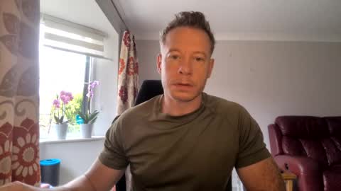 Snapshot of alig1980 chatting on 08.04.26 alig1980 online show from 08.04.26
