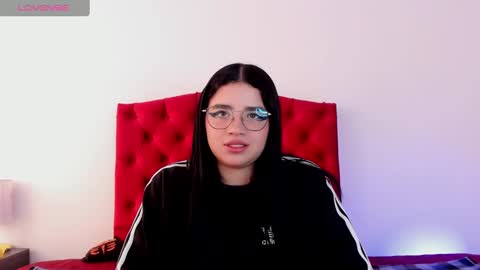 Snapshot of aliice_walker_ chatting on 12.14.24 aliice_walker_ online show from 12.14.24