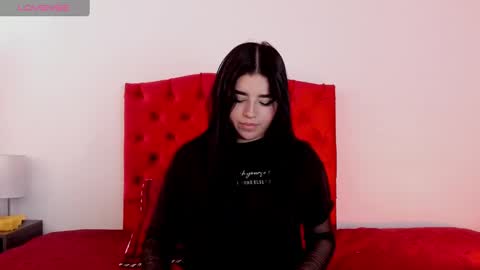 Snapshot of aliice_walker_ chatting on 12.16.24 aliice_walker_ online show from 12.16.24