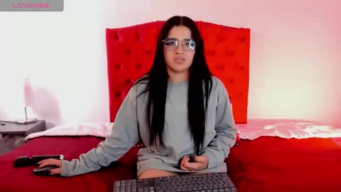 Snapshot of aliice_walker_ chatting on 12.20.24 aliice_walker_ online show from 12.20.24