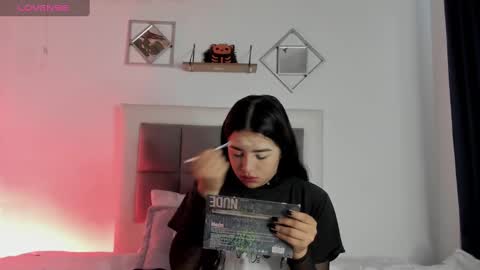 Snapshot of aliice_walker_ chatting on 01.10.25 aliice_walker_ online show from 01.10.25