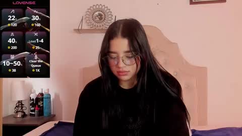 Snapshot of aliice_walker_ chatting on 02.01.25 aliice_walker_ online show from 02.01.25