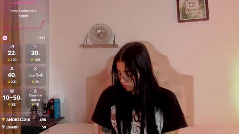 Snapshot of aliice_walker_ chatting on 02.03.25 aliice_walker_ online show from 02.03.25