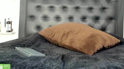 alika_jonhson_ online show from 04.02.26