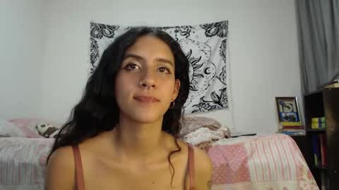 Snapshot of alinawoolf_ chatting on 01.11.25  Ali  online show from 01.11.25