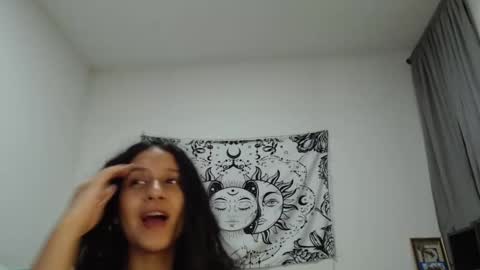 Snapshot of alinawoolf_ chatting on 03.10.25  Ali  online show from 03.10.25