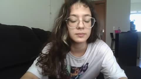 Snapshot of alinebani chatting on 07.02.26 Aline online show from 07.02.26