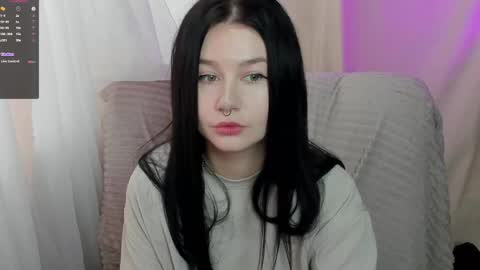 Aline Greeeen online show from 02.10.25