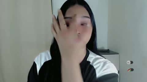 Shanti xhey online show from 02.18.26