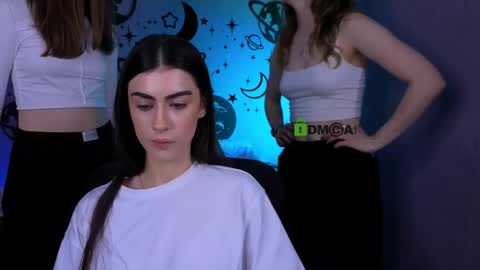 Snapshot of alisabliss chatting on 04.19.26 Alisa online show from 04.19.26