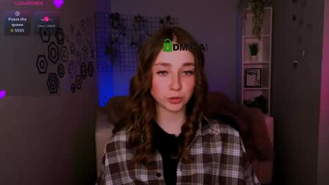 Snapshot of alisabliss chatting on 04.24.26 Alisa online show from 04.24.26