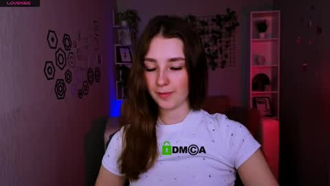 Snapshot of alisabliss chatting on 05.14.26 Alisa online show from 05.14.26