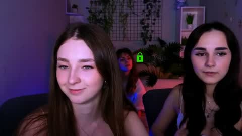Snapshot of alisabliss chatting on 06.21.26 Alisa online show from 06.21.26